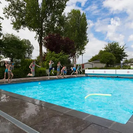 With Dishwasher Recreation Area