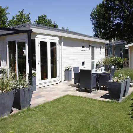 With Dishwasher Recreation Area *